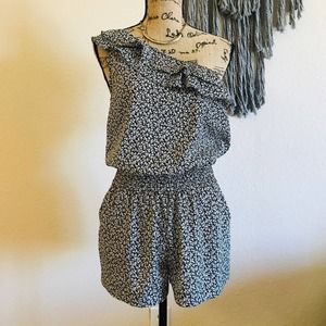 Forever 21 One Shoulder Floral Romper